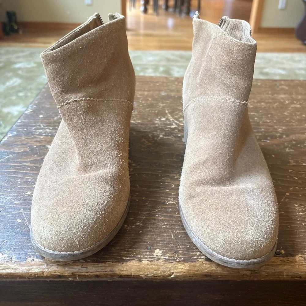 Toms Taupe Suede Ankle Booties with Tassel Zip